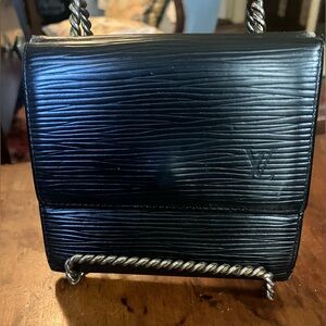 Authentic Louis Vuitton Black Epi Leather Compact Wallet